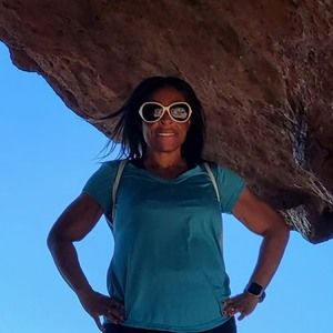 Meet your Posher, Sandra